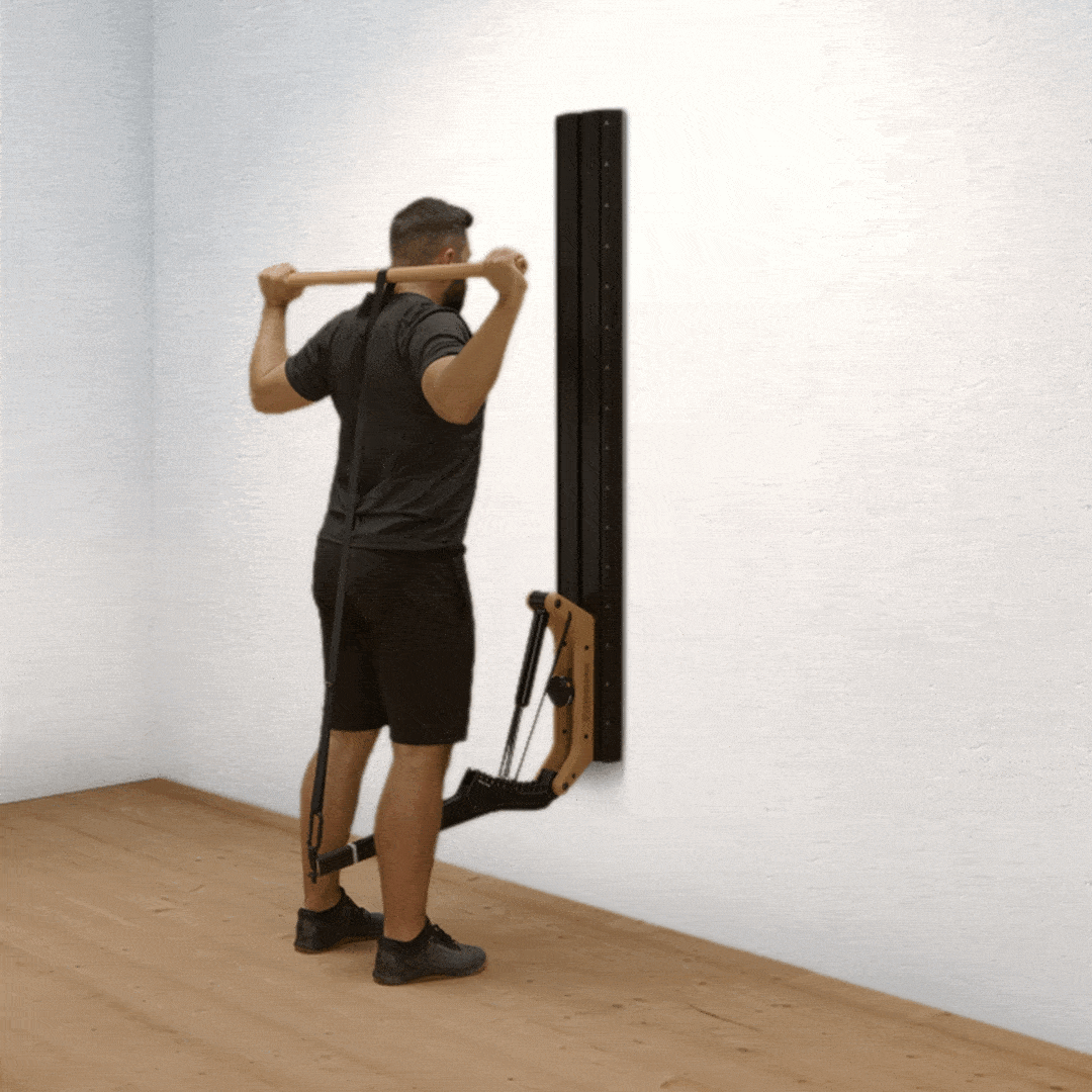 076 Schulterdrücken hinter dem Kopf mit Griffband