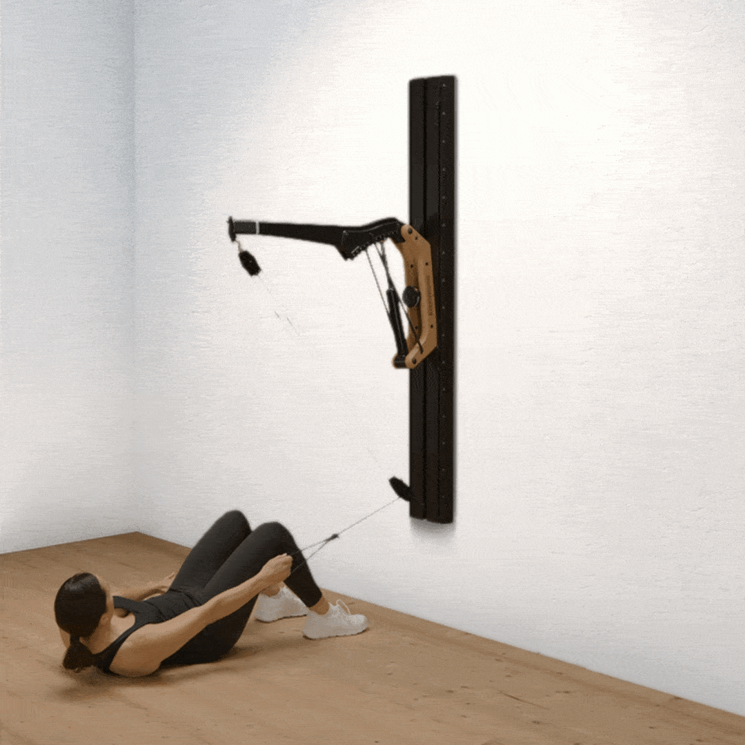 114 Seitliche Crunches am Seilzug