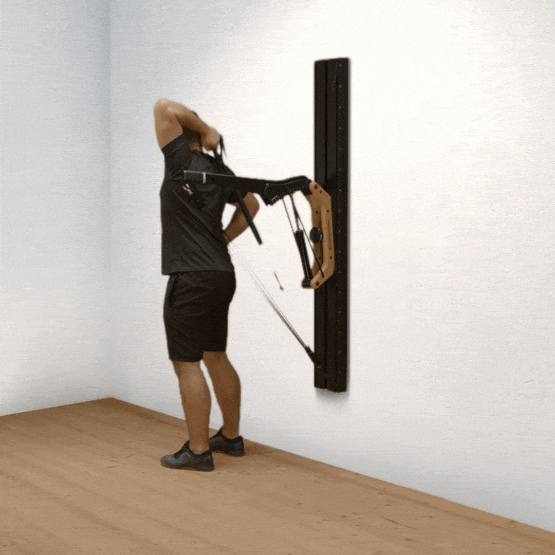 132 Überkopf Trizepsdrücken am Seilzug