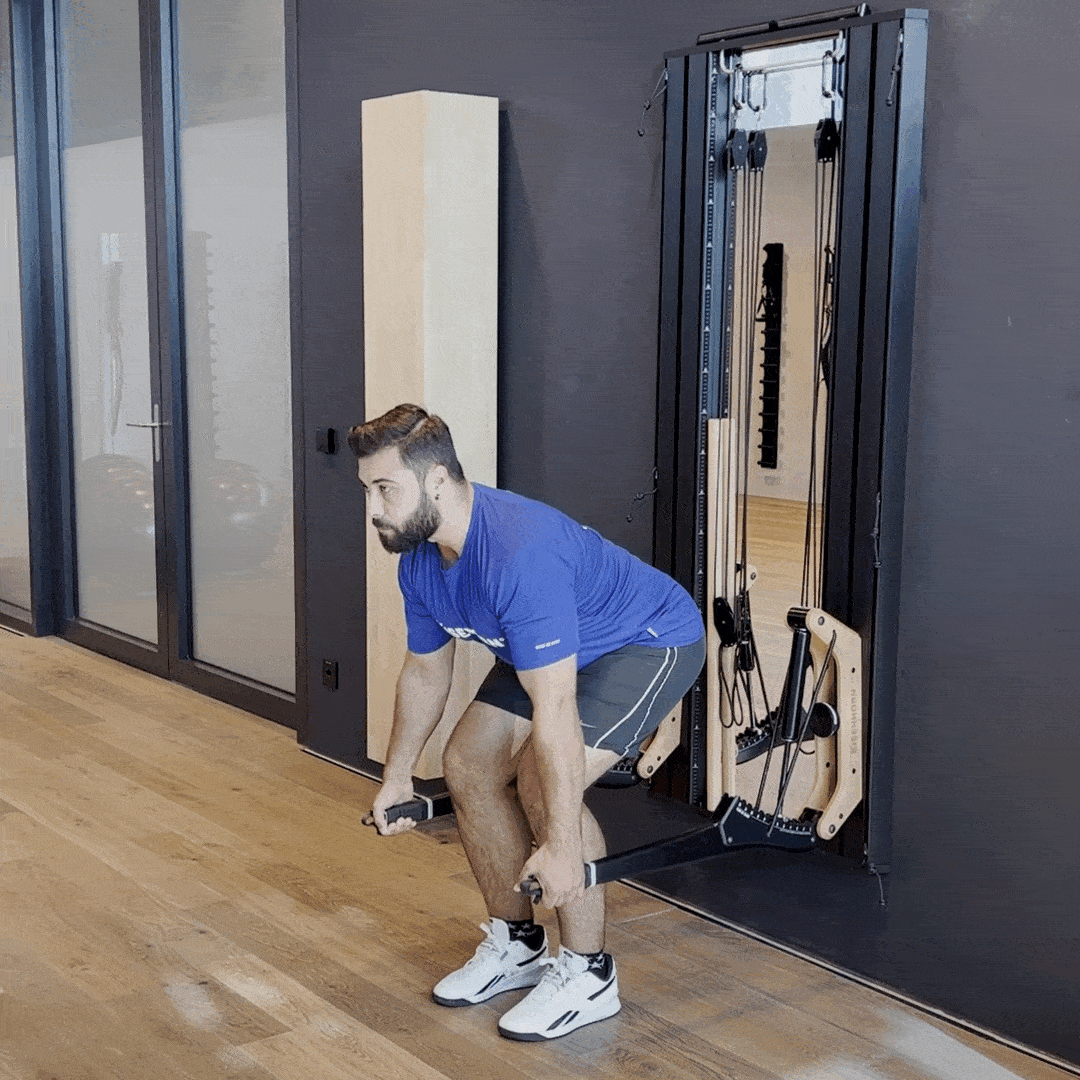 211 Rudern vorgebeugt mit Griff am Horn