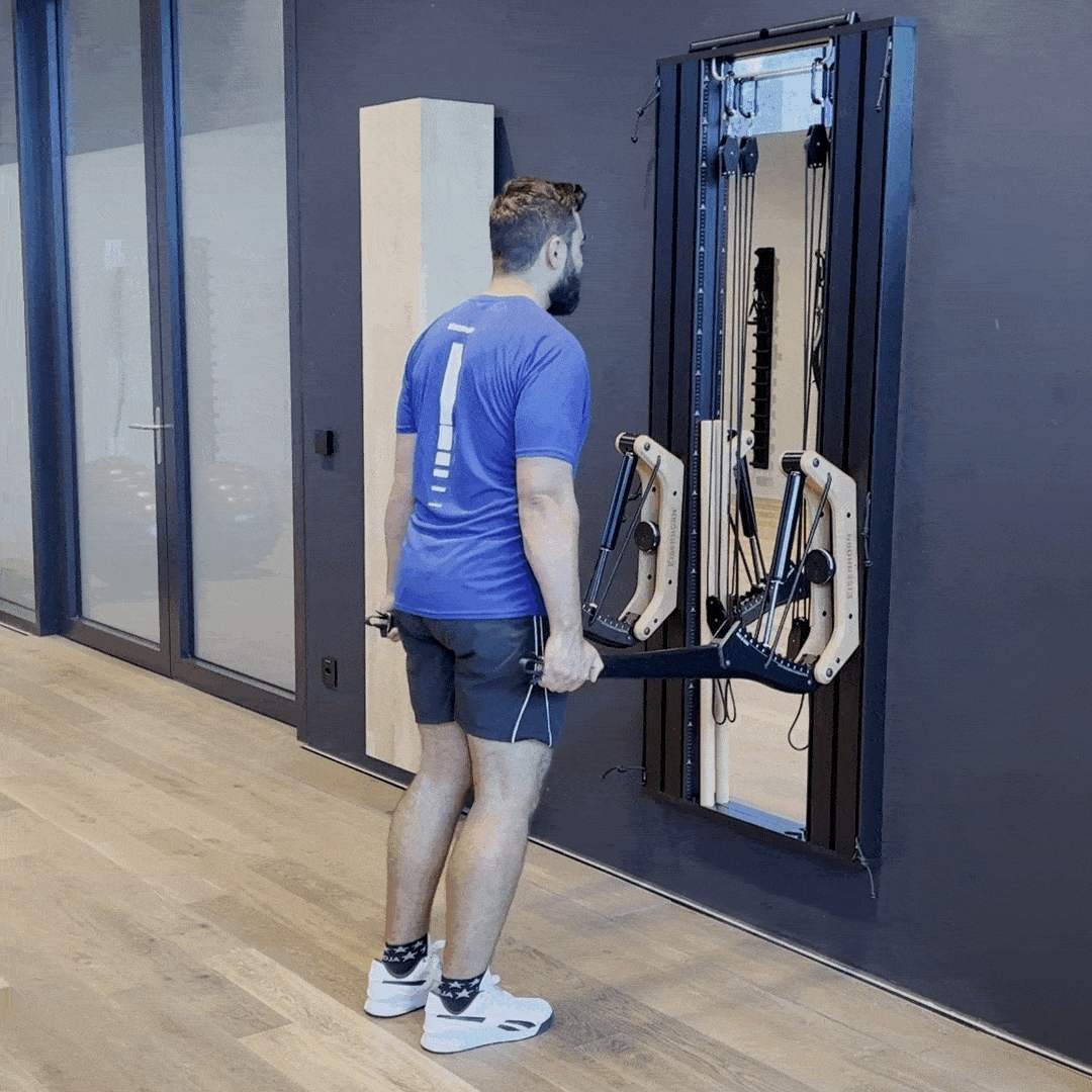 219 Wadenheben mit Griff am Horn