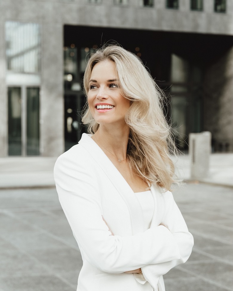 Testimonials 2 230411 miriam rickli vlr