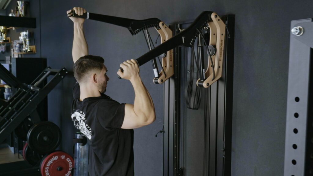 EISENHORN DS - Maximale Vielfalt und Effizienz im Krafttraining 4 manuel guyer training eisenhorn ds 5